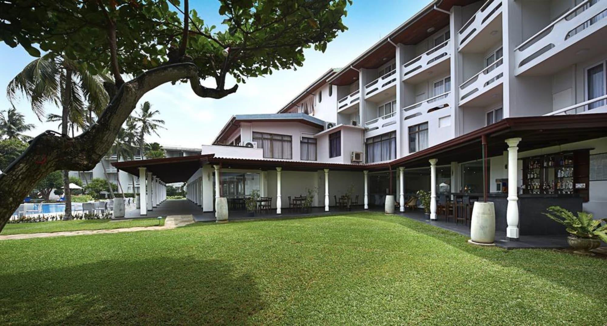 Berjaya Hotel Colombo Dehiwala-Mount Lavinia Екстериор снимка