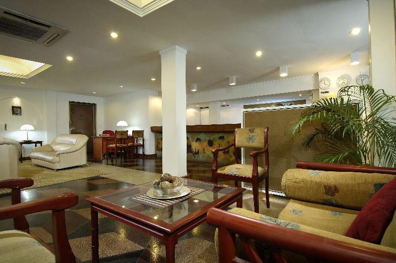 Berjaya Hotel Colombo Dehiwala-Mount Lavinia Екстериор снимка