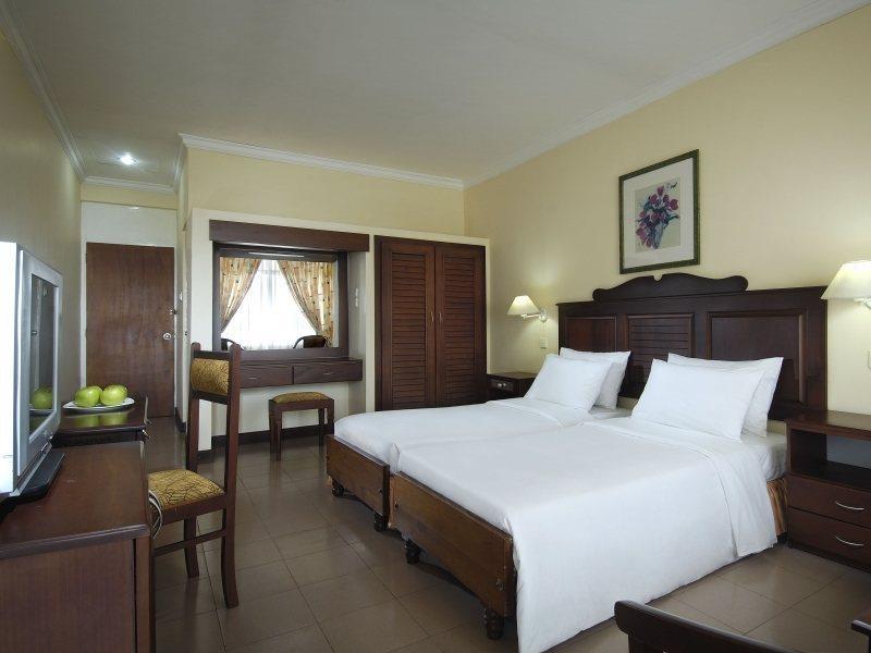 Berjaya Hotel Colombo Dehiwala-Mount Lavinia Екстериор снимка