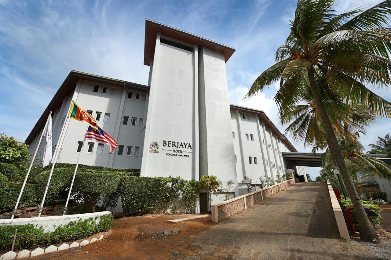 Berjaya Hotel Colombo Dehiwala-Mount Lavinia Екстериор снимка